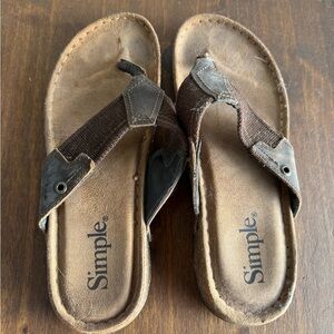 Simple Men’s Dark Brown Flip-Flops